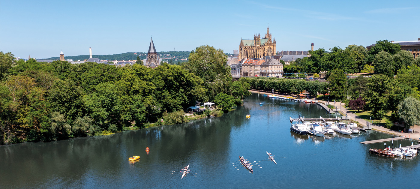 Vue aérienne du plan d'eau de Metz